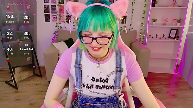 CoralineYoung online show from March 13, 2026, 7:37 am