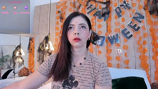 Snapshot of Anantaa_ chatting on October 21, 2025, 11:33 am Anantaa online show from October 21, 2025, 11:33 am