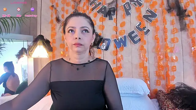 Snapshot of Anantaa_ chatting on October 24, 2025, 12:12 pm Anantaa online show from October 24, 2025, 12:12 pm