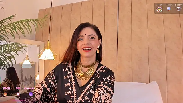 Snapshot of Anantaa_ chatting on November 17, 2025, 11:38 am Anantaa online show from November 17, 2025, 11:38 am