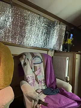 ladyboatlady online show from March 13, 2026, 6:09 am