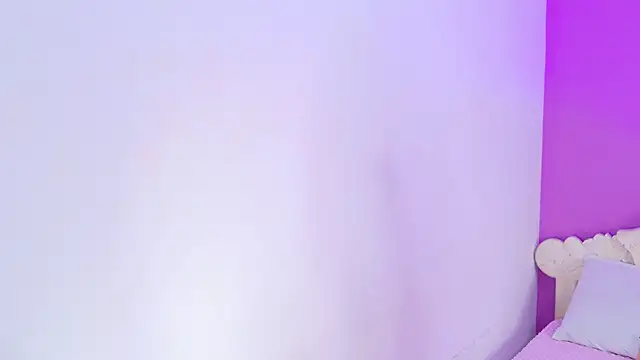 SamantaKane online show from April 1, 2026, 4:02 am