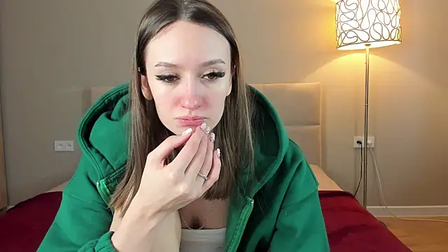 cutienaughtygirl online show from December 5, 2025, 9:40 am