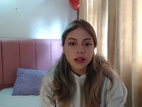 Alaina Blessed online show from October 13, 2025, 3:56 pm