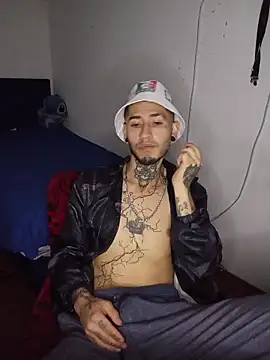 Tattoboy19cm online show from March 7, 2026, 5:37 am