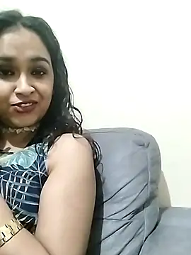 cute indianxo online show from December 21, 2025, 4:58 pm