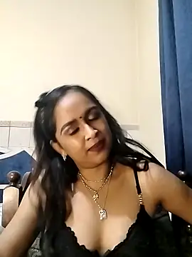 cute indianxo online show from March 4, 2026, 7:31 pm