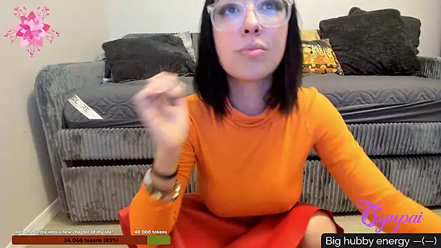 Cynpai online show from April 13, 2026, 3:34 am