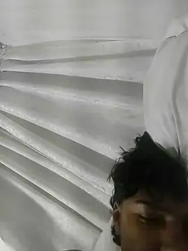 dani titan320 online show from March 10, 2026, 5:18 pm