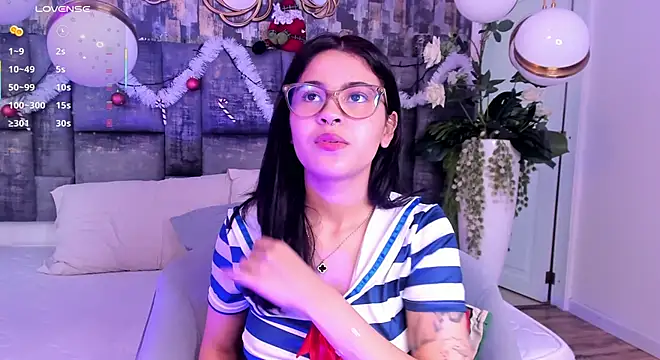 MaiaaCandy online show from December 17, 2025, 3:18 pm