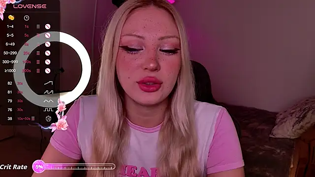 LeksaCandy online show from December 5, 2025, 3:26 am