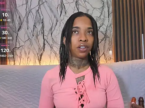 Snapshot of Pauline_Fox chatting on January 31, 2026, 10:52 pm Pauline Fox online show from January 31, 2026, 10:52 pm