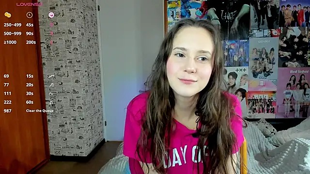 LucyRose3 online show from October 23, 2025, 5:18 am