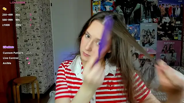 LucyRose3 online show from October 27, 2025, 3:32 am