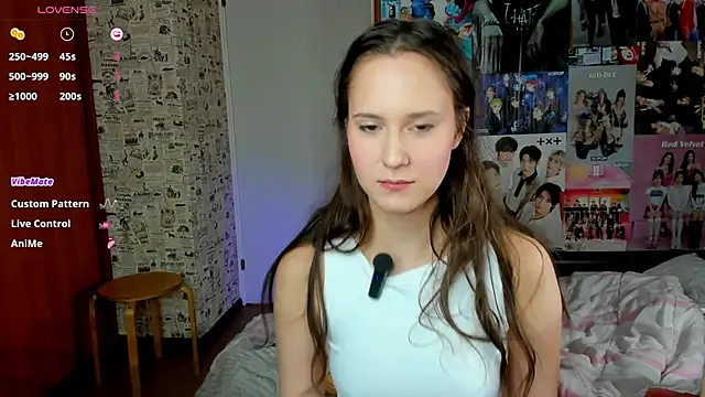 LucyRose3 online show from October 29, 2025, 4:53 pm