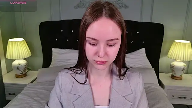 MarySparkle online show from April 10, 2026, 4:17 am