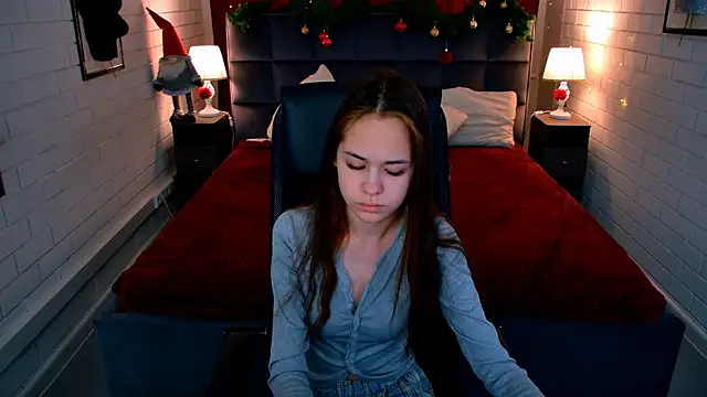 UliaNeer online show from January 6, 2026, 5:11 am