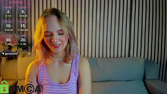 Snapshot of Casey_Sweeet chatting on October 13, 2025, 10:15 am Casey Sweeet online show from October 13, 2025, 10:15 am