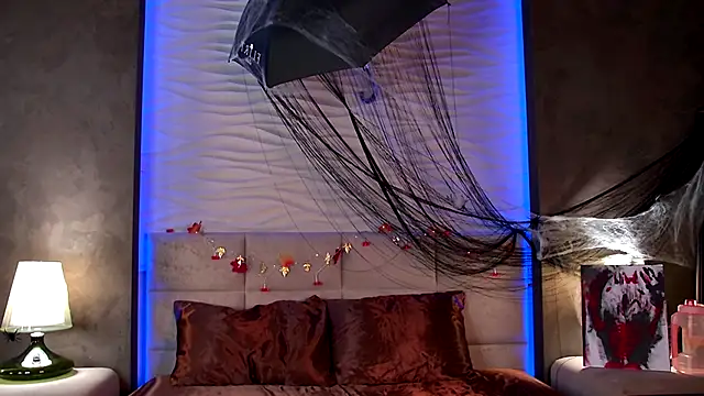 AriWild online show from October 31, 2025, 4:57 am