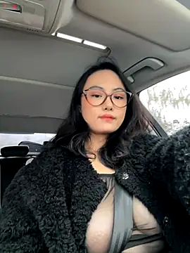 wen521 online show from November 14, 2025, 1:04 am