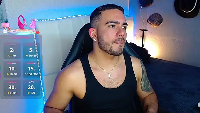 Snapshot of adamhairy chatting on June 7, 2026, 9:29 pm adamhairy online show from June 7, 2026, 9:29 pm