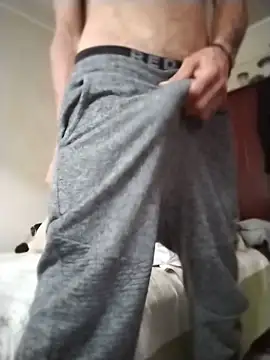 MaxAg07 online show from June 7, 2026, 7:39 pm