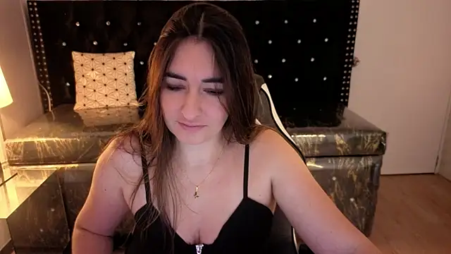 Soffi betacur b online show from September 14, 2025, 12:48 pm
