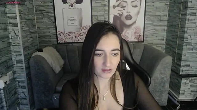 Soffi betacur b online show from September 27, 2025, 3:11 am