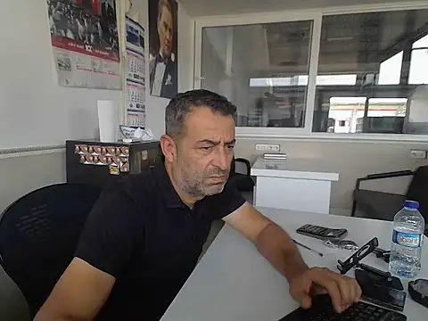 rafasilva3535 online show from September 26, 2025, 10:52 am