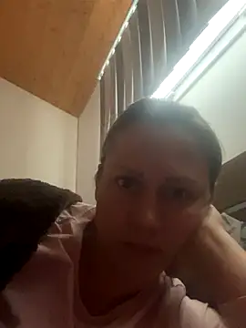 Snapshot of Lola69fleur chatting on October 27, 2025, 9:57 am Lola69fleur online show from October 27, 2025, 9:57 am