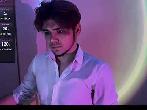 Snapshot of 1RobertTT chatting on September 8, 2025, 8:52 pm 1RobertTT online show from September 8, 2025, 8:52 pm