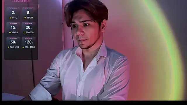 Snapshot of 1RobertTT chatting on October 6, 2025, 8:50 pm 1RobertTT online show from October 6, 2025, 8:50 pm