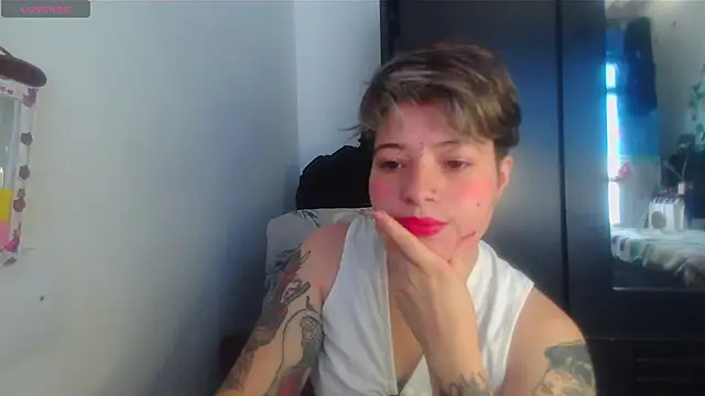 Mitsuha gate online show from January 18, 2026, 1:59 pm