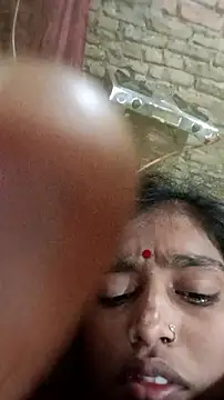 Guriya0076 online show from December 22, 2025, 11:46 pm