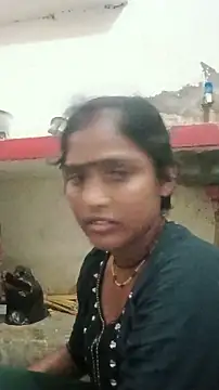 Guriya0076 online show from June 6, 2026, 4:12 pm