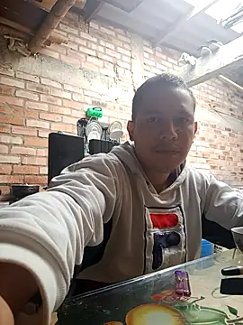 Snapshot of GaaraDiaz chatting on November 5, 2025, 2:50 pm GaaraDiaz online show from November 5, 2025, 2:50 pm