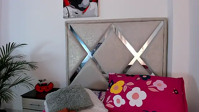 abby jones2 online show from February 25, 2026, 3:16 am