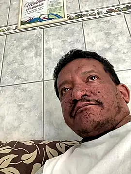 PIROCAGG21 online show from September 29, 2025, 1:16 pm