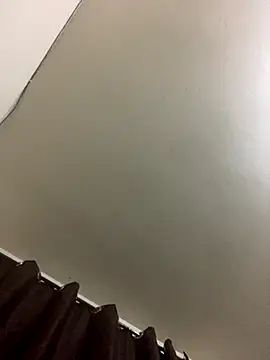 PIROCAGG21 online show from October 15, 2025, 10:10 pm