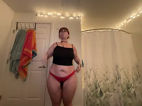 Snapshot of moan4mona chatting on February 26, 2026, 5:23 pm moan4mona online show from February 26, 2026, 5:23 pm