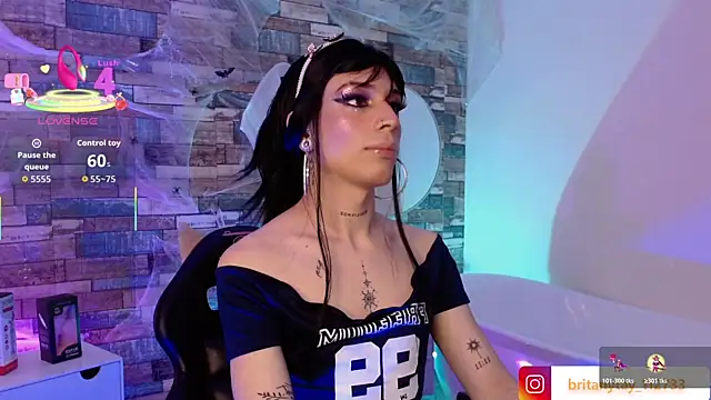 boyfox tay online show from November 22, 2025, 4:33 am