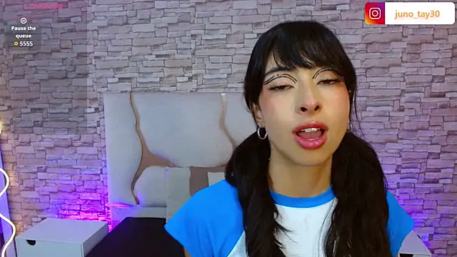 juno tay online show from October 20, 2025, 11:43 am