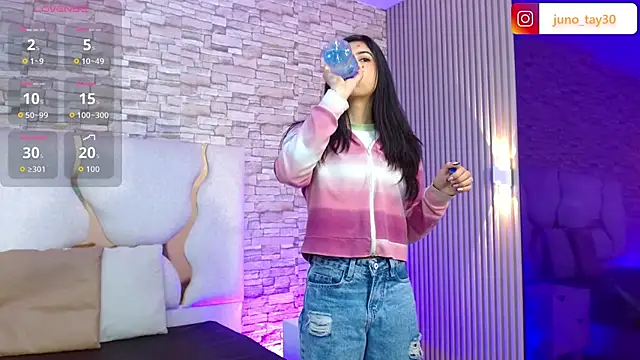 juno tay online show from November 12, 2025, 12:05 pm