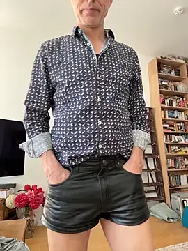 SexyLeon8 online show from March 16, 2026, 7:12 am