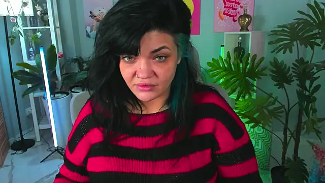 Snapshot of MaryHarrys chatting on November 5, 2025, 2:33 am MaryHarrys online show from November 5, 2025, 2:33 am