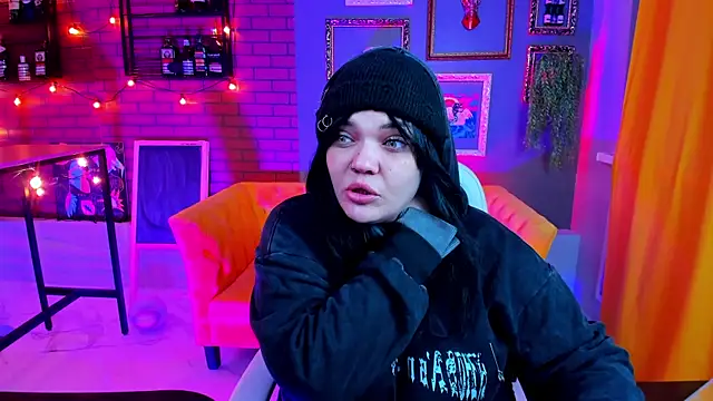 Snapshot of MaryHarrys chatting on November 6, 2025, 10:54 pm MaryHarrys online show from November 6, 2025, 10:54 pm