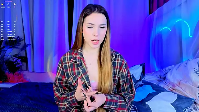 -CindyLou online show from November 20, 2025, 5:29 am