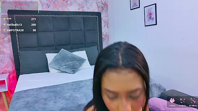 Becca Grims online show from September 24, 2025, 3:32 am