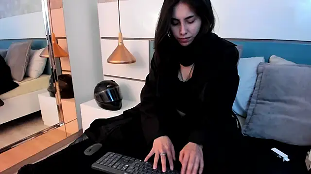 Snapshot of Ashkoreh chatting on June 3, 2026, 8:14 pm Ashkoreh online show from June 3, 2026, 8:14 pm