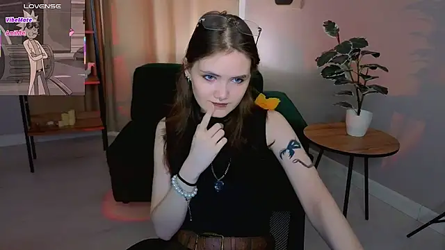 Dilara xBaby online show from March 18, 2026, 2:09 pm